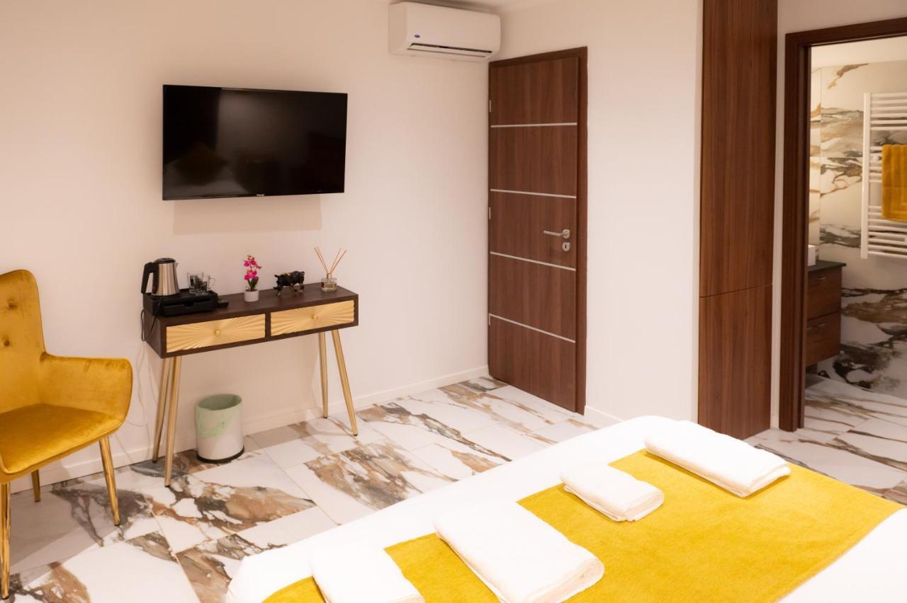 A Casa Di Jo Bed & Breakfast Calenzana Dış mekan fotoğraf